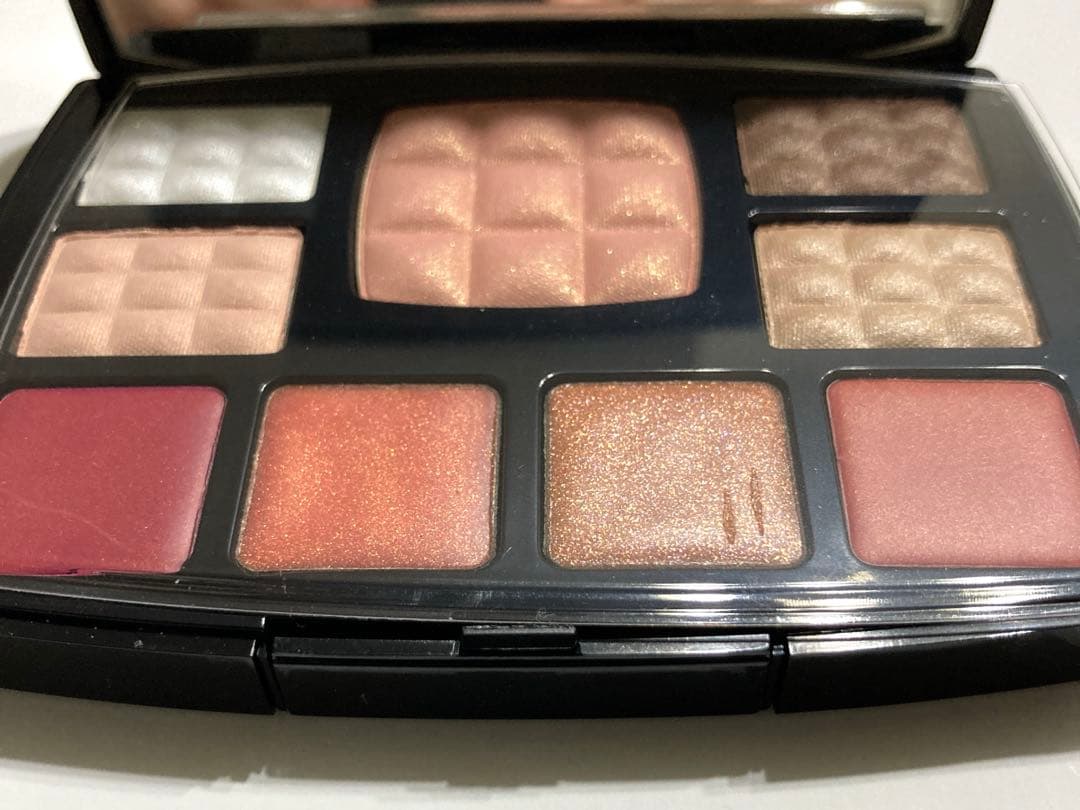 ＜未使用＞シャネル CHANEL トラベルメークアップパレット シャネル / トラベル メークアップ パレットの公式商品情報｜美容